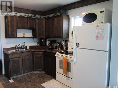 500 Railway Avenue W, Nipawin, SK - Indoor Photo Showing Kitchen With Double Sink