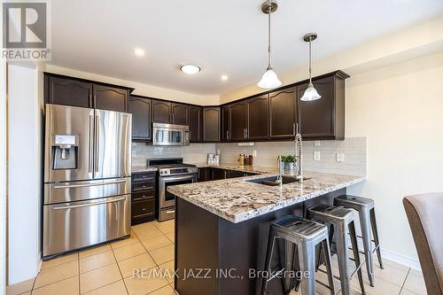 196 Millburn Drive, Clarington (Bowmanville), ON - Indoor Photo Showing Kitchen With Double Sink With Upgraded Kitchen