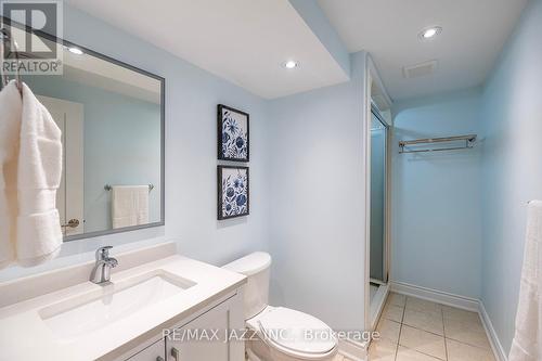 196 Millburn Drive, Clarington (Bowmanville), ON - Indoor Photo Showing Bathroom