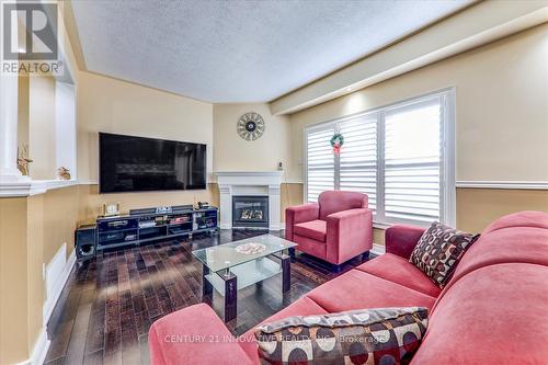 22 Culver Lane, Toronto (Rouge), ON - Indoor Photo Showing Living Room With Fireplace