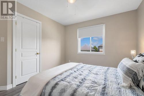 72 Windwood Drive, Hamilton (Binbrook), ON - Indoor Photo Showing Bedroom