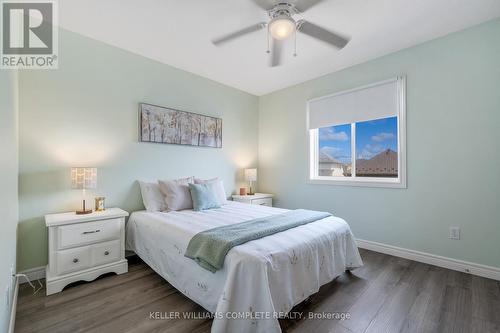 72 Windwood Drive, Hamilton (Binbrook), ON - Indoor Photo Showing Bedroom