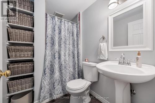 72 Windwood Drive, Hamilton (Binbrook), ON - Indoor Photo Showing Bathroom