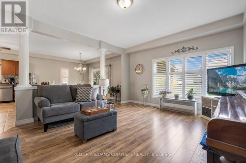 72 Windwood Drive, Hamilton (Binbrook), ON - Indoor Photo Showing Living Room