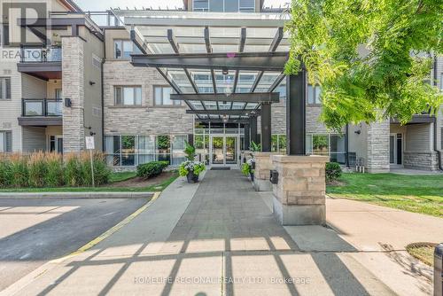 439 - 570 Lolita Gardens, Mississauga (Mississauga Valleys), ON - Outdoor With Balcony With Facade