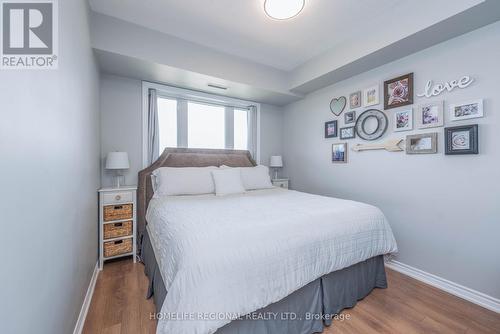 439 - 570 Lolita Gardens, Mississauga (Mississauga Valleys), ON - Indoor Photo Showing Bedroom