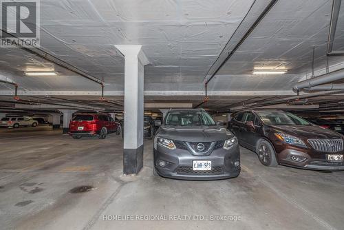 439 - 570 Lolita Gardens, Mississauga (Mississauga Valleys), ON - Indoor Photo Showing Garage