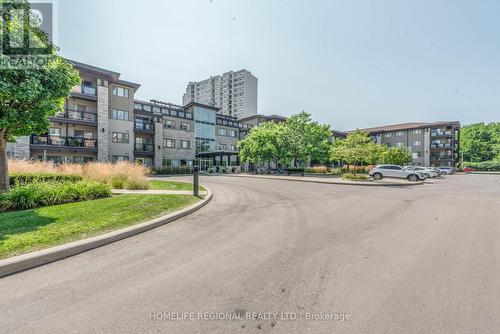 439 - 570 Lolita Gardens, Mississauga (Mississauga Valleys), ON - Outdoor With Balcony