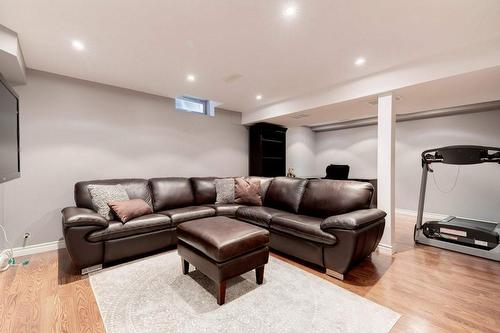 5232 Stonehaven Drive, Burlington, ON - Indoor Photo Showing Basement