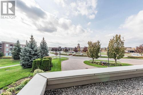 208 - 35 Via Rosedale W, Brampton (Sandringham-Wellington), ON - Outdoor With View