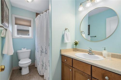 72 Windwood Drive, Hamilton, ON - Indoor Photo Showing Bathroom