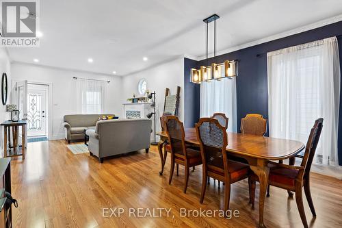 6047 Ross Street, Niagara Falls, ON - Indoor Photo Showing Dining Room