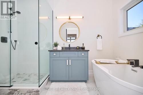 87 Port Robinson Road, Pelham, ON - Indoor Photo Showing Bathroom