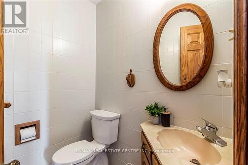 120 Binbrook Road, Hamilton, ON - Indoor Photo Showing Bathroom