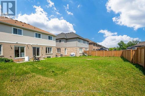 9541 Tallgrass Avenue, Niagara Falls, ON - Outdoor