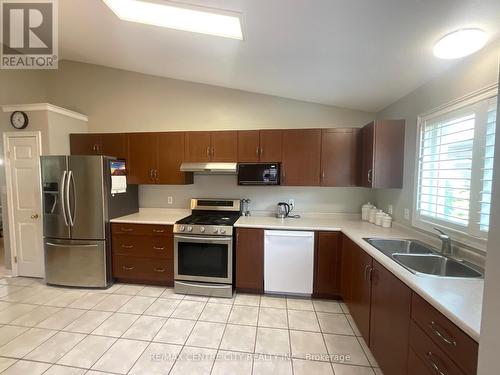 2736 Hutchinson Court, London, ON - Indoor Photo Showing Kitchen With Double Sink