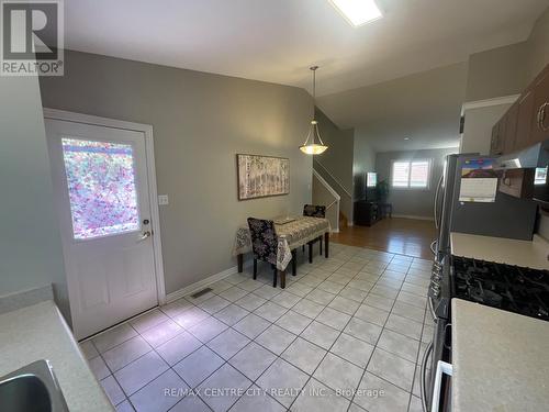 2736 Hutchinson Court, London, ON - Indoor