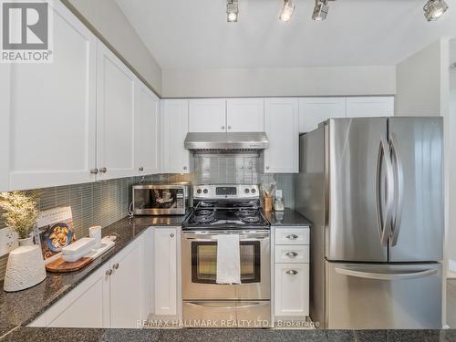 1107 - 1103 Leslie Street, Toronto (Banbury-Don Mills), ON - Indoor Photo Showing Kitchen