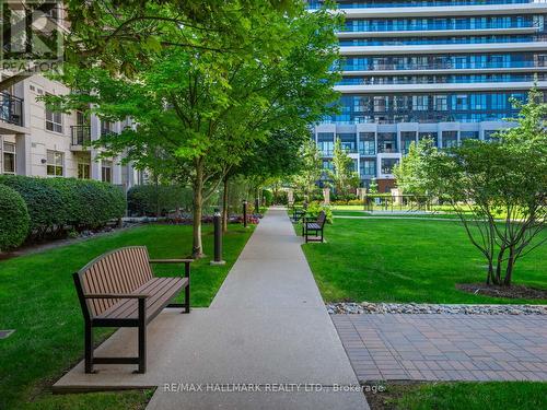 1107 - 1103 Leslie Street, Toronto (Banbury-Don Mills), ON - Outdoor With Facade