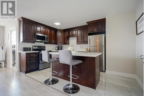 605 - 100 Wingarden Court, Toronto (Malvern), ON - Indoor Photo Showing Kitchen