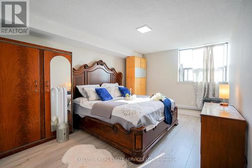 605 - 100 Wingarden Court, Toronto (Malvern), ON - Indoor Photo Showing Bedroom