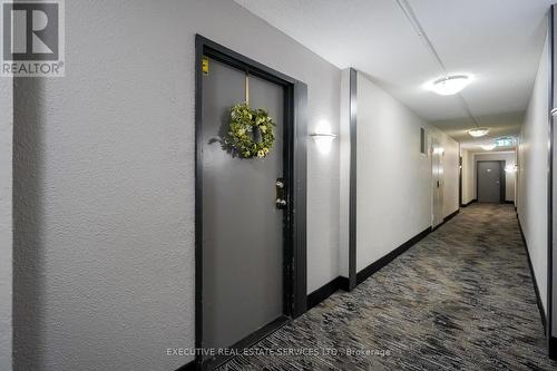 605 - 100 Wingarden Court, Toronto (Malvern), ON - Indoor Photo Showing Laundry Room