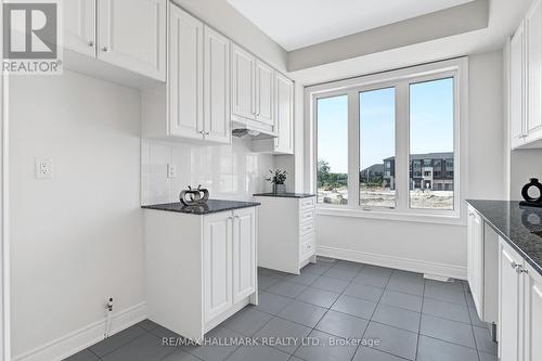 11 Tennant Circle, Vaughan, ON - Indoor Photo Showing Kitchen