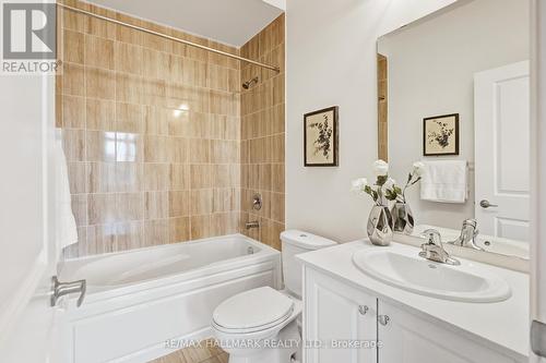 11 Tennant Circle, Vaughan (Vellore Village), ON - Indoor Photo Showing Bathroom