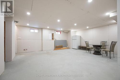 92 Holland Vista Street, East Gwillimbury, ON - Indoor Photo Showing Basement