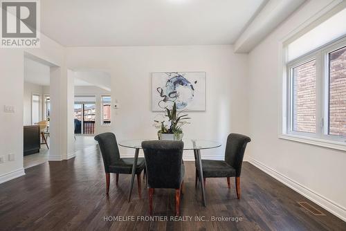 92 Holland Vista Street, East Gwillimbury, ON - Indoor Photo Showing Dining Room