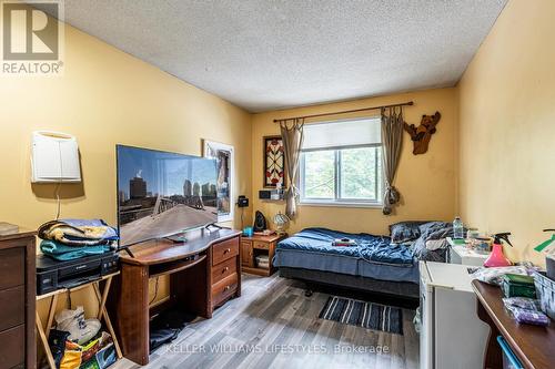 32 - 190 Fleming Drive, London, ON - Indoor Photo Showing Bedroom