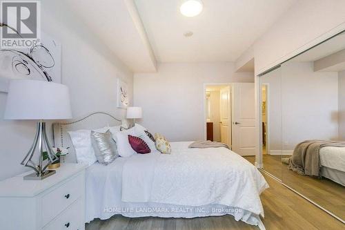 310 - 5793 Yonge Street, Toronto (Newtonbrook East), ON - Indoor Photo Showing Bedroom