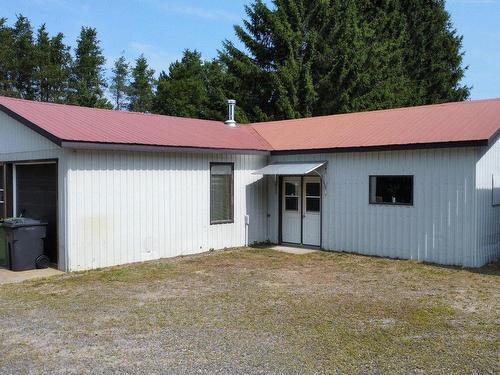 Garage - 2481 Ch. St-Pierre N., Sainte-Thècle, QC - Outdoor With Exterior