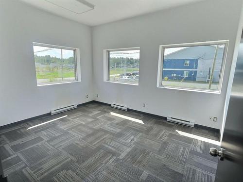 Office - 200 Rue D'Évain, Rouyn-Noranda, QC - Indoor Photo Showing Other Room