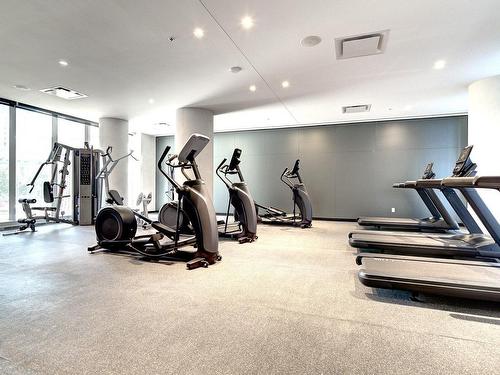 Exercise room - 2804-1205 Place Phillips, Montréal (Ville-Marie), QC - Indoor Photo Showing Gym Room