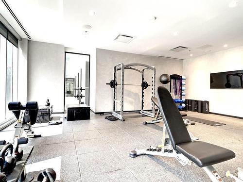 Exercise room - 2804-1205 Place Phillips, Montréal (Ville-Marie), QC - Indoor Photo Showing Gym Room