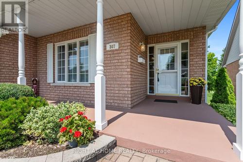 307 Waterbury Crescent, Scugog (Port Perry), ON - Outdoor With Exterior