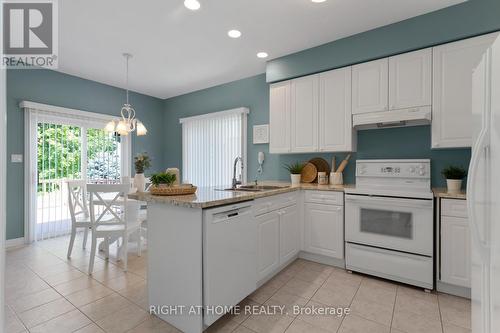 307 Waterbury Crescent, Scugog (Port Perry), ON - Indoor Photo Showing Kitchen