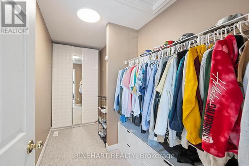 599 North Leaksdale Circle, London, ON - Indoor With Storage