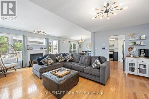 599 North Leaksdale Circle, London, ON - Indoor Photo Showing Living Room With Fireplace