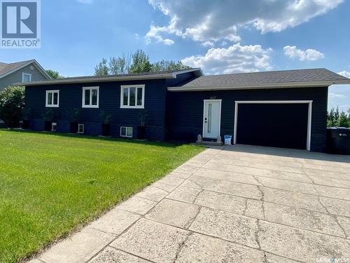 837 Prospect Avenue, Oxbow, SK - Outdoor