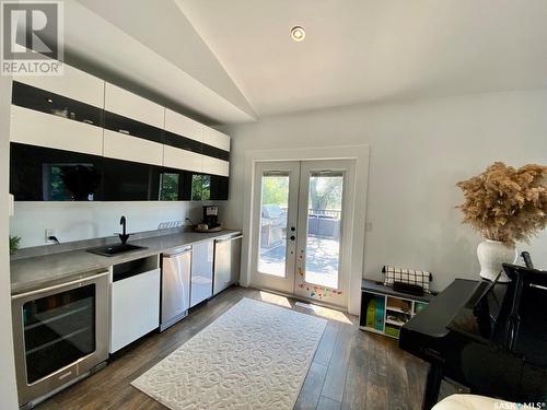 837 Prospect Avenue, Oxbow, SK - Indoor Photo Showing Kitchen