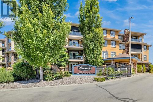 305 Whitman Road Unit# 405, Kelowna, BC - Outdoor With Facade