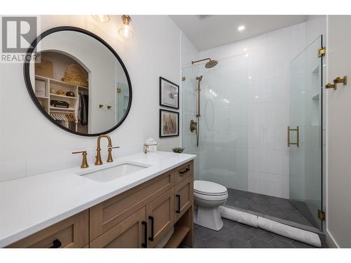 652 Trumpeter Road, Kelowna, BC - Indoor Photo Showing Bathroom