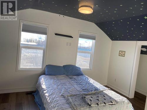 10229 237 Road, Dawson Creek, BC - Indoor Photo Showing Bedroom