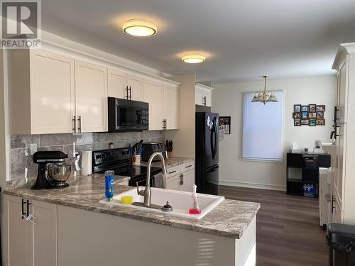 10229 237 Road, Dawson Creek, BC - Indoor Photo Showing Kitchen