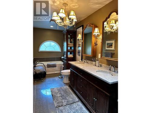 10701 Pinecrest Lane, Dawson Creek, BC - Indoor Photo Showing Bathroom