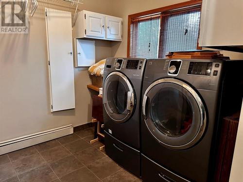 10701 Pinecrest Lane, Dawson Creek, BC - Indoor Photo Showing Laundry Room