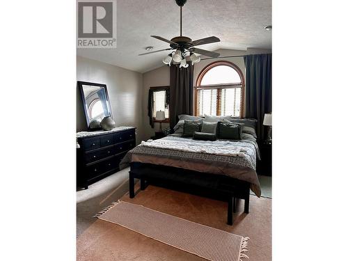 10701 Pinecrest Lane, Dawson Creek, BC - Indoor Photo Showing Bedroom