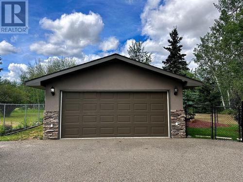 10701 Pinecrest Lane, Dawson Creek, BC - Outdoor